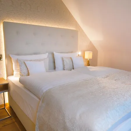 Berghotel Hoher Knochen - Ruhe & Natur Hotel Winterberg