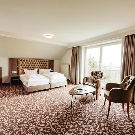 Berghotel Hoher Knochen - Ruhe & Natur فندق