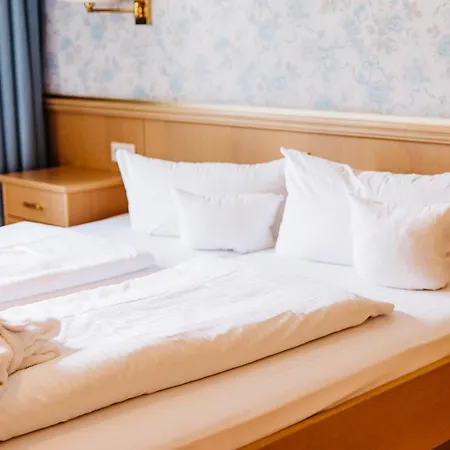 Hoher Knochen Otel 4*