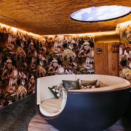 Otel Hoher Knochen 4*