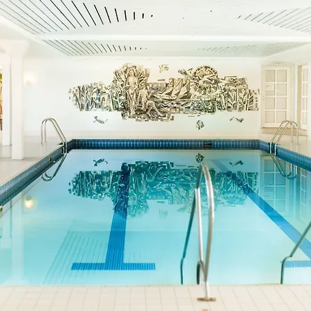 Hoher Knochen Hotel 4*