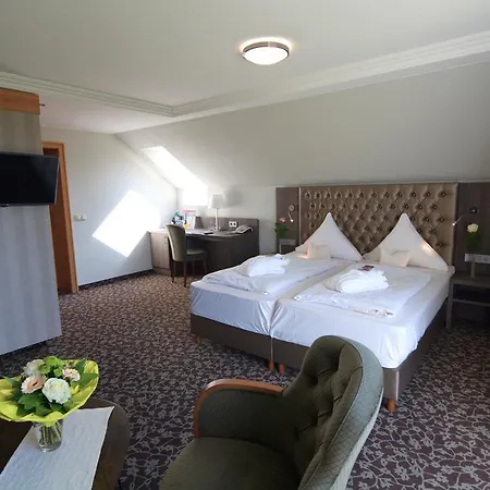 Hoher Knochen Otel