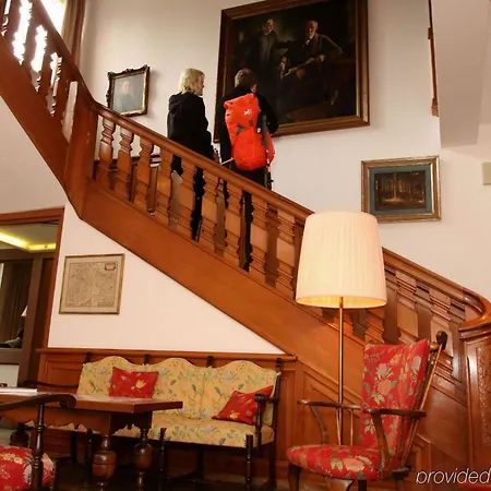 Готель Hoher Knochen 4*