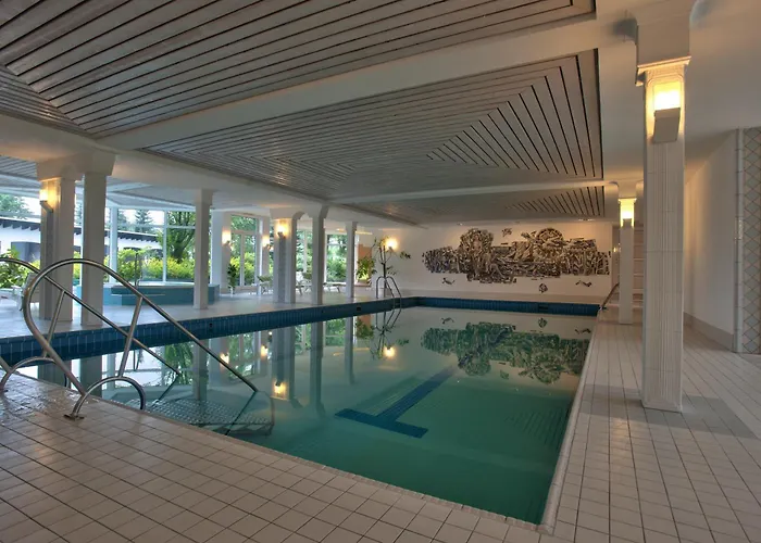 Hoher Knochen - Ruhe & Hotel Winterberg