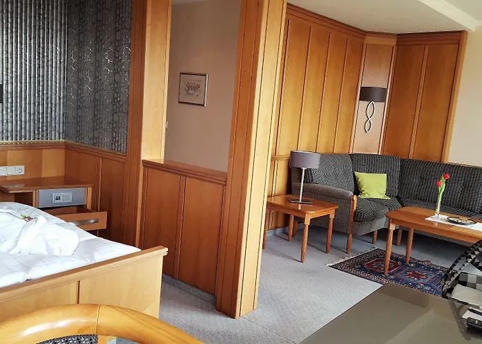 Hoher Knochen - Ruhe & Hotel Winterberg