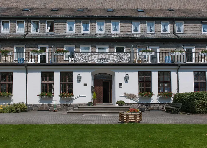 Hoher Knochen - Ruhe & 4* Winterberg